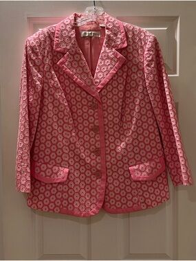 Dana Buchman Pink Eyelet Lace Blazer—new without tags